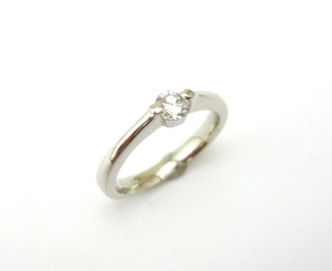 指輪のサイズ直し